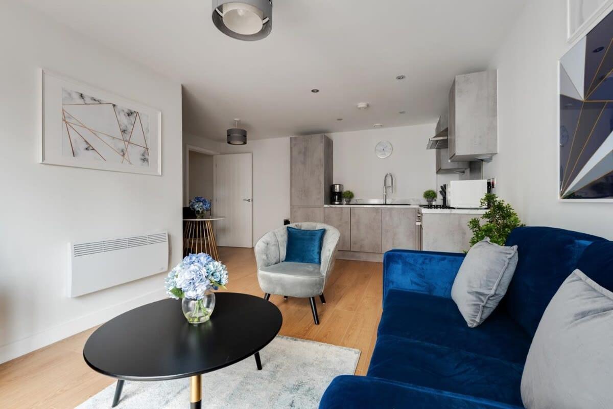 1 Bed Modern Apartment In A Converted Mill Leeds  Exterior foto